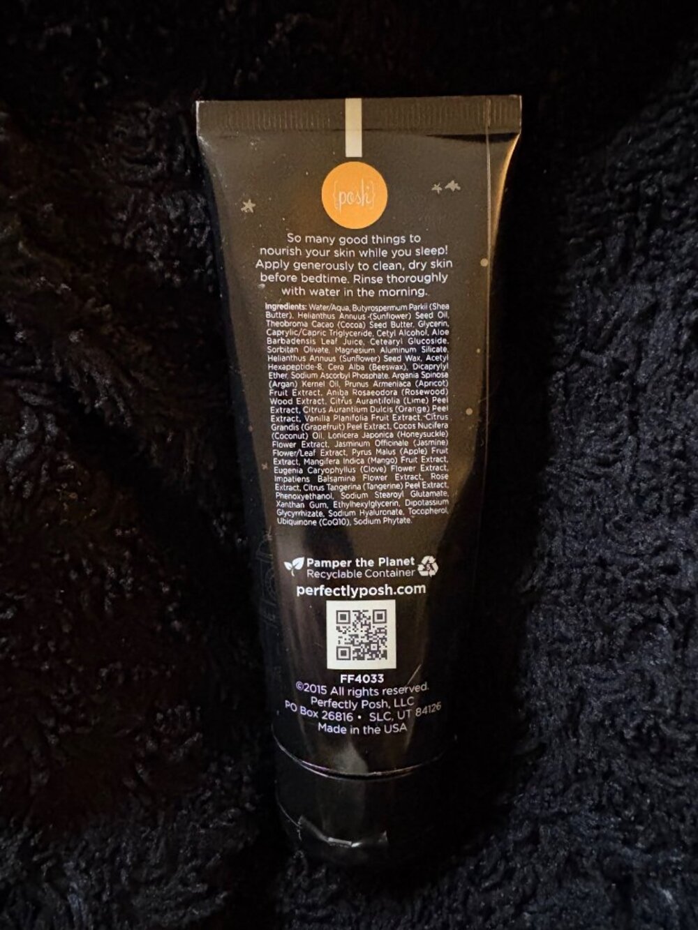 Perfectly Posh Apricots Overnight Face Mask 3 Oz Moisturizing Formula Hydration - Picture 2 of 2
